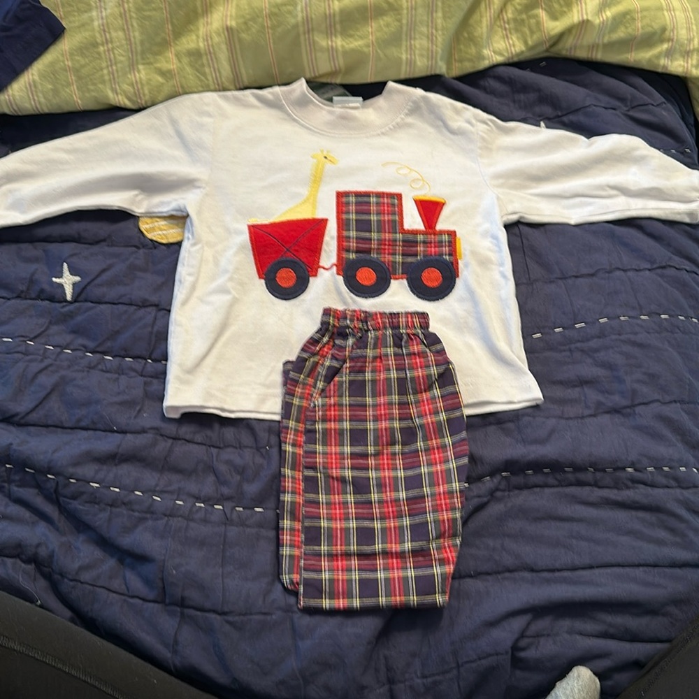 Bailey Boys size 18 months appliqué 2 piece Train suit